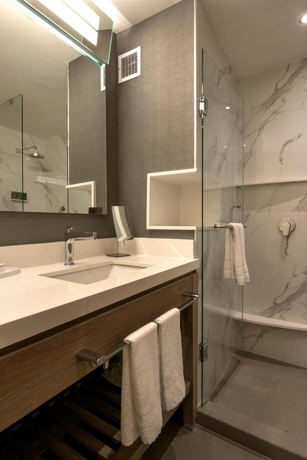 Courtyard By Marriott San Luis Potosi, Los Lagos Kültér fotó